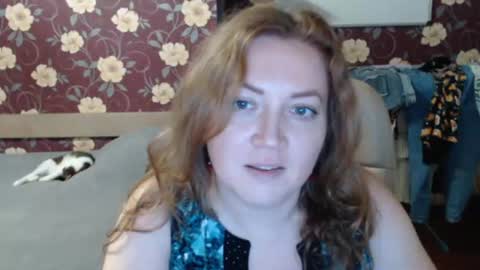 Adel online show from July 30, 2026, 7:13 pm