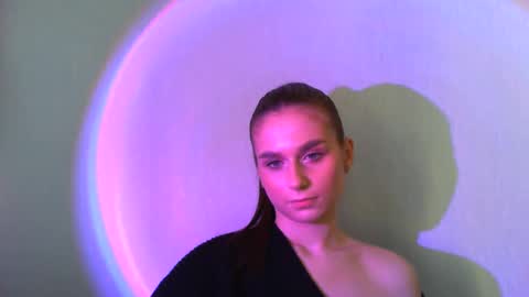 Adele Amore online show from February 9, 2025, 11:25 am