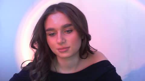 Adele Amore online show from February 15, 2025, 8:22 am