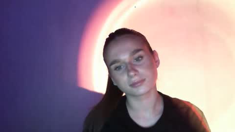 Adele Amore online show from February 17, 2025, 5:43 pm