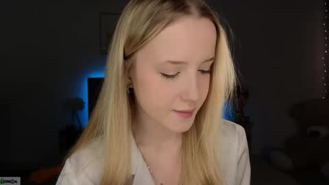 Adele online show from February 19, 2026, 9:33 pm