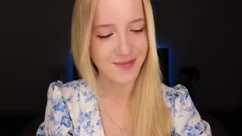 Snapshot of adele_armas chatting on July 15, 2026, 9:09 pm Adele online show from July 15, 2026, 9:09 pm
