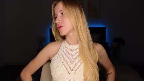 Snapshot of adele_armas chatting on July 17, 2026, 8:57 pm Adele online show from July 17, 2026, 8:57 pm