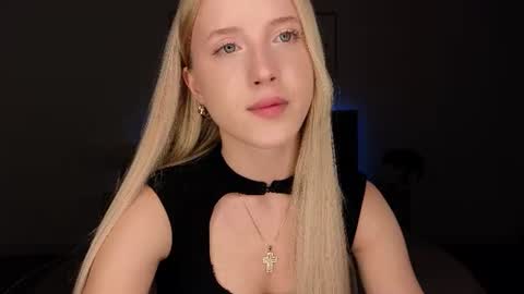 Snapshot of adele_armas chatting on July 25, 2026, 8:50 pm Adele online show from July 25, 2026, 8:50 pm