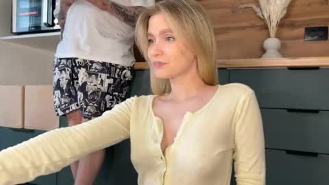 Adele Nick online show from March 28, 2026, 9:53 am