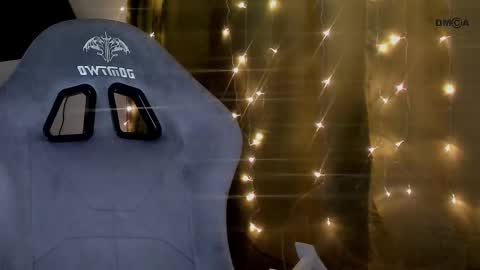 Snapshot of adeleshinem chatting on February 18, 2025, 11:00 am Adele Shine online show from February 18, 2025, 11:00 am