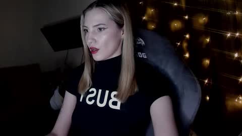 Snapshot of adeleshinem chatting on March 6, 2025, 1:03 pm Adele Shine online show from March 6, 2025, 1:03 pm