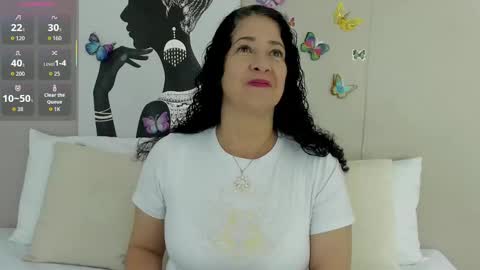 Adele Smithh online show from October 2, 2025, 11:28 am