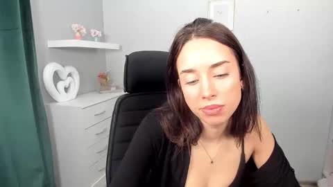 Snapshot of adelesolo chatting on February 27, 2026, 6:46 am Adele online show from February 27, 2026, 6:46 am