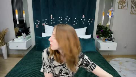 Snapshot of adelina_cowell chatting on January 10, 2025, 2:45 pm Adelina online show from January 10, 2025, 2:45 pm