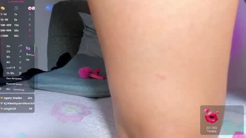 adelinaconte1 online show from May 16, 2026, 12:18 am