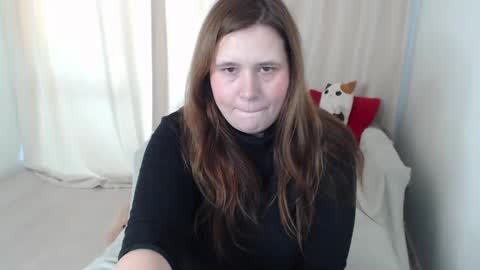 adelinalawson online show from March 4, 2025, 7:51 am