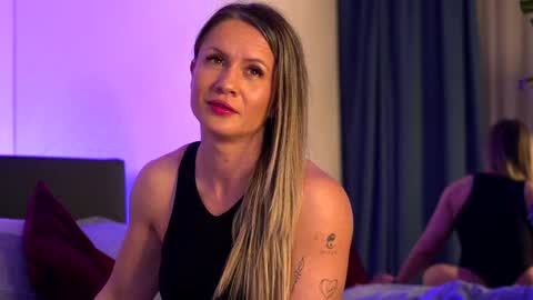 Adeline online show from April 7, 2026, 3:07 am