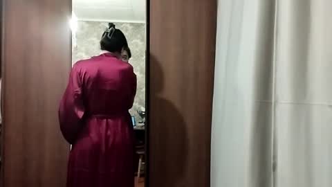 Snapshot of adelinehaefner chatting on January 14, 2026, 4:01 pm Anna online show from January 14, 2026, 4:01 pm