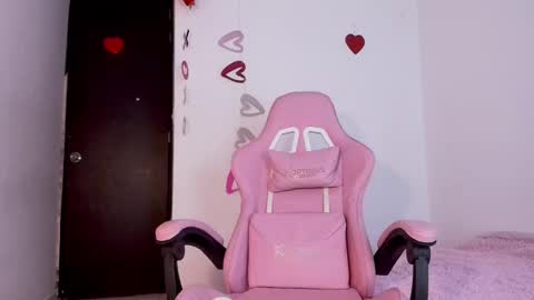Adelle online show from February 18, 2025, 12:48 am