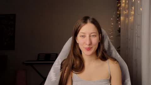 Adell online show from February 26, 2025, 10:31 pm