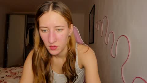 Snapshot of adellqueen chatting on June 1, 2026, 9:38 pm Adell online show from June 1, 2026, 9:38 pm