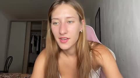 Adell online show from June 30, 2026, 9:38 pm