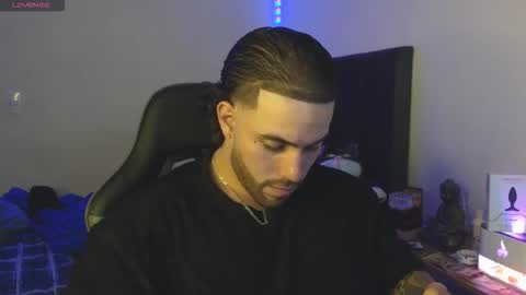 Snapshot of ades_lowe chatting on March 14, 2026, 5:24 am Ades online show from March 14, 2026, 5:24 am