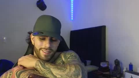 Snapshot of ades_lowe chatting on March 17, 2026, 4:50 am Ades online show from March 17, 2026, 4:50 am