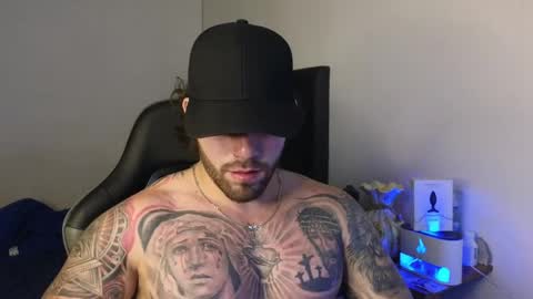 Snapshot of ades_lowe chatting on April 3, 2026, 8:56 am Ades online show from April 3, 2026, 8:56 am