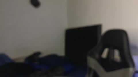 Snapshot of ades_lowe chatting on April 6, 2026, 8:15 am Ades online show from April 6, 2026, 8:15 am