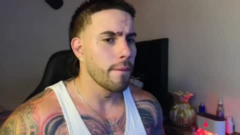 Snapshot of ades_lowe chatting on April 11, 2026, 5:45 am Ades online show from April 11, 2026, 5:45 am