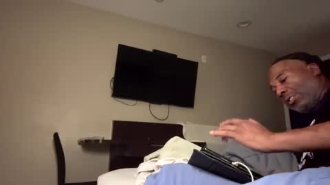 adick_ting online show from December 23, 2024, 12:41 pm