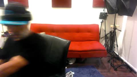 adick_ting online show from November 5, 2025, 11:54 am