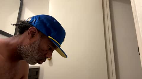Snapshot of adick_ting chatting on July 12, 2026, 8:55 pm adick_ting online show from July 12, 2026, 8:55 pm