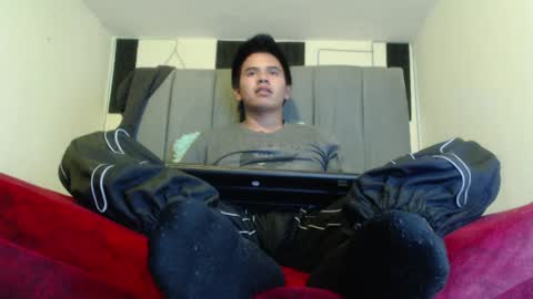 adonis_latin_19 online show from May 30, 2026, 3:47 am