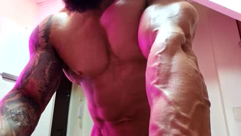 Adonis online show from March 28, 2026, 8:52 pm