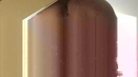 adonysse online show from November 22, 2025, 7:02 pm