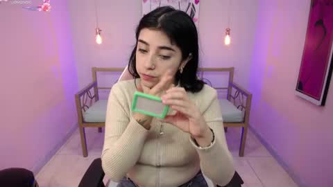 Adri  online show from March 31, 2026, 12:38 pm