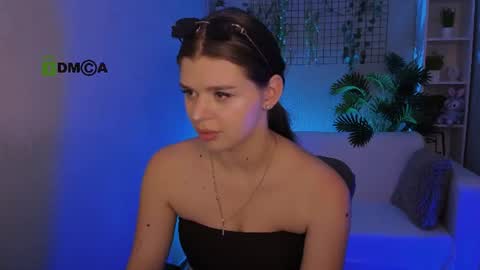 Snapshot of adri_sky chatting on August 4, 2026, 12:52 pm adri_sky online show from August 4, 2026, 12:52 pm