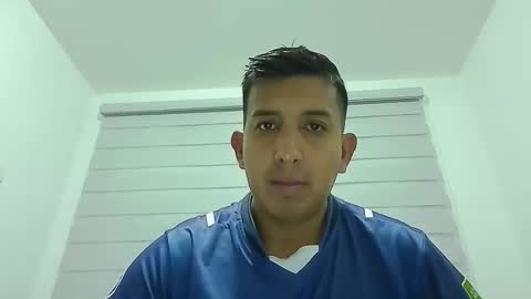 Snapshot of adrian1991oscar chatting on May 20, 2026, 12:28 am ADRIAN OSCAR online show from May 20, 2026, 12:28 am