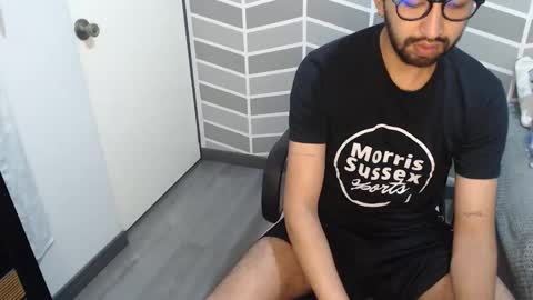 Snapshot of adrian_falcon chatting on April 11, 2026, 3:27 pm Adrian Falcon online show from April 11, 2026, 3:27 pm