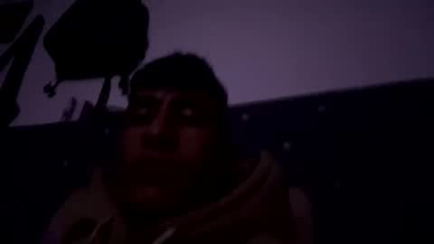 Snapshot of adrian_rae chatting on December 31, 2024, 3:01 am online show from December 31, 2024, 3:01 am