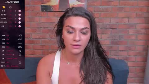Adriana online show from September 24, 2025, 9:45 am