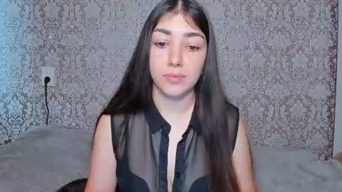 Snapshot of adrianakuiper chatting on July 15, 2026, 3:28 pm Adriana online show from July 15, 2026, 3:28 pm