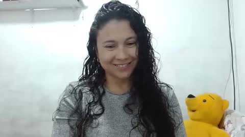 Adriana Tellez online show from October 11, 2025, 2:04 pm