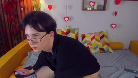 adrianoaubert online show from February 18, 2025, 4:05 pm