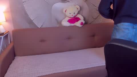 adrianoaubert online show from March 1, 2025, 2:37 am