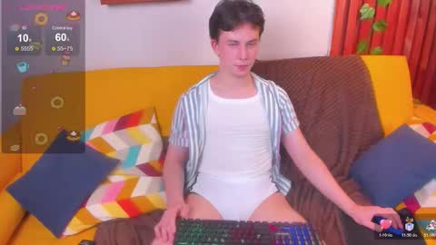 adrianoaubert online show from October 31, 2025, 3:35 pm