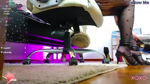 Adriana online show from January 20, 2025, 4:23 pm