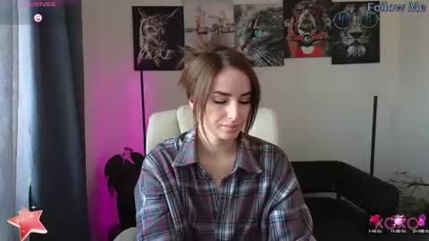 Adriana online show from February 26, 2025, 9:42 am