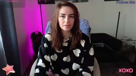 Adriana online show from March 3, 2025, 6:37 am