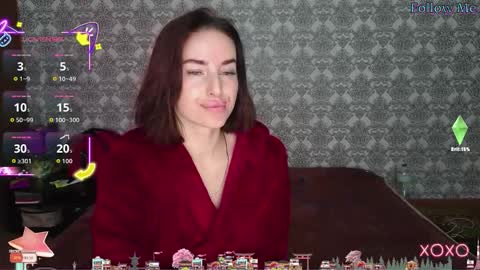 Adriana online show from October 7, 2025, 5:48 am