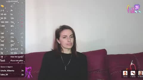 Adriana online show from April 15, 2026, 7:26 am