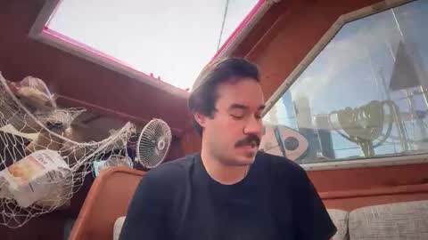 adriiiiiiiiano online show from February 24, 2026, 1:42 pm